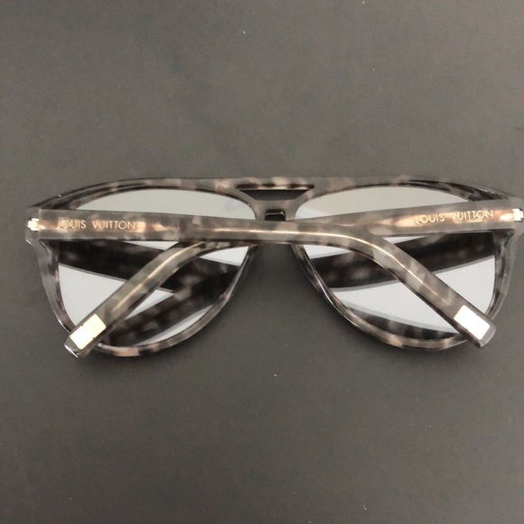 Louis Vuitton made in Italy Z2306W 907 CE 61-12 145 - Picture 10 of 10